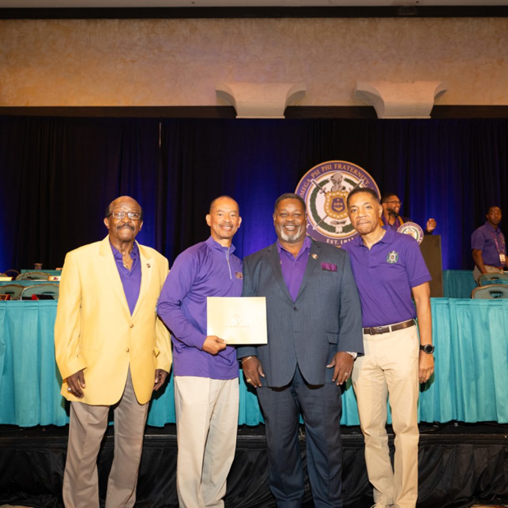 Brother Dr. Antonio F. Knox, Sr. receives Service Award